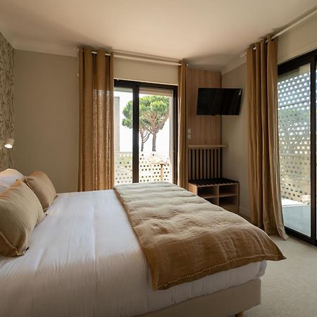 Hotel La Menado Cavalaire-sur-Mer Exterior photo